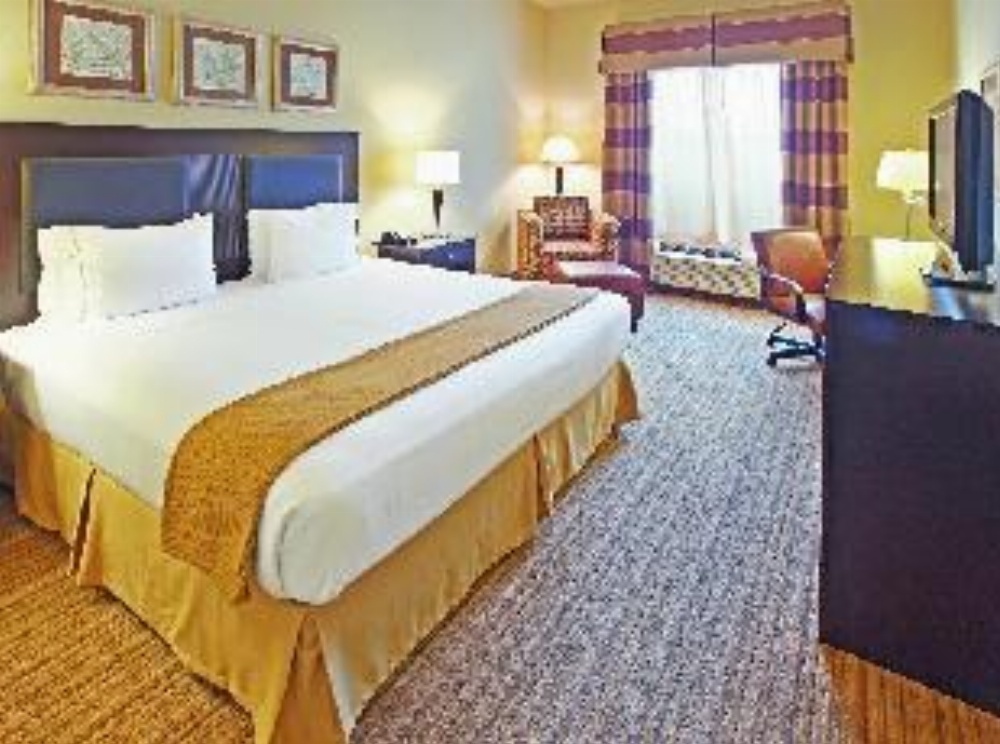 Holiday Inn Express Hotel And Suites Shreveport-West Main image