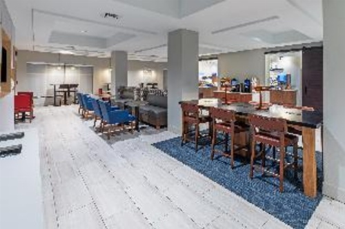 Holiday Inn Express Hotel And Suites Shreveport-West image 8